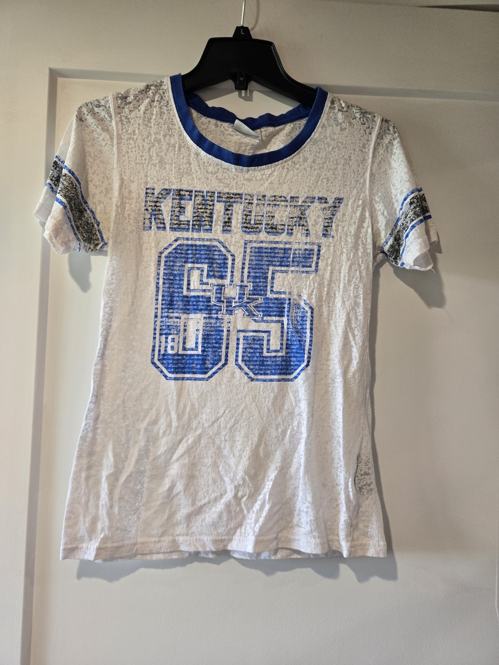 Knights Apparel White & Blue '65 University Of Kentucky Graphic Tee